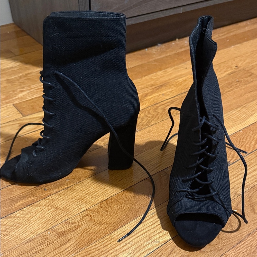 Elegant Black Lace-Up Ankle Boots
